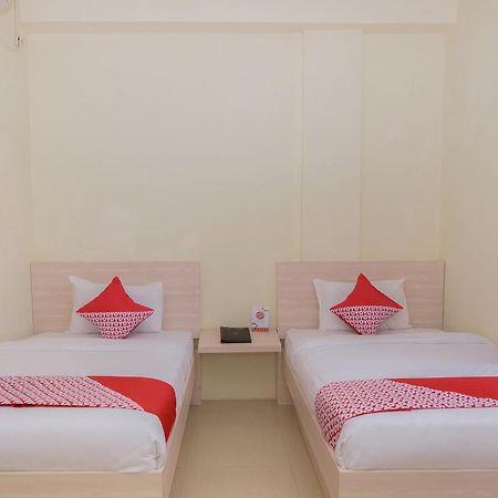 Capital O 854 Ub Caisar Hotel Banda Aceh Kültér fotó